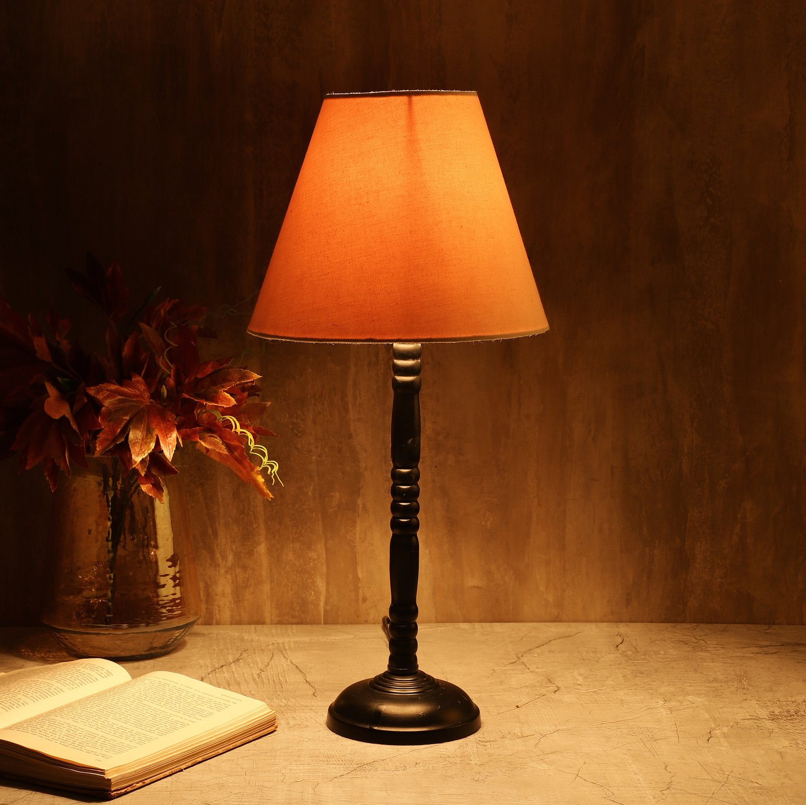 Metal Table Lamp Suitable For Bedroom Office And Living Room, Pack Of 1(Complete Set)