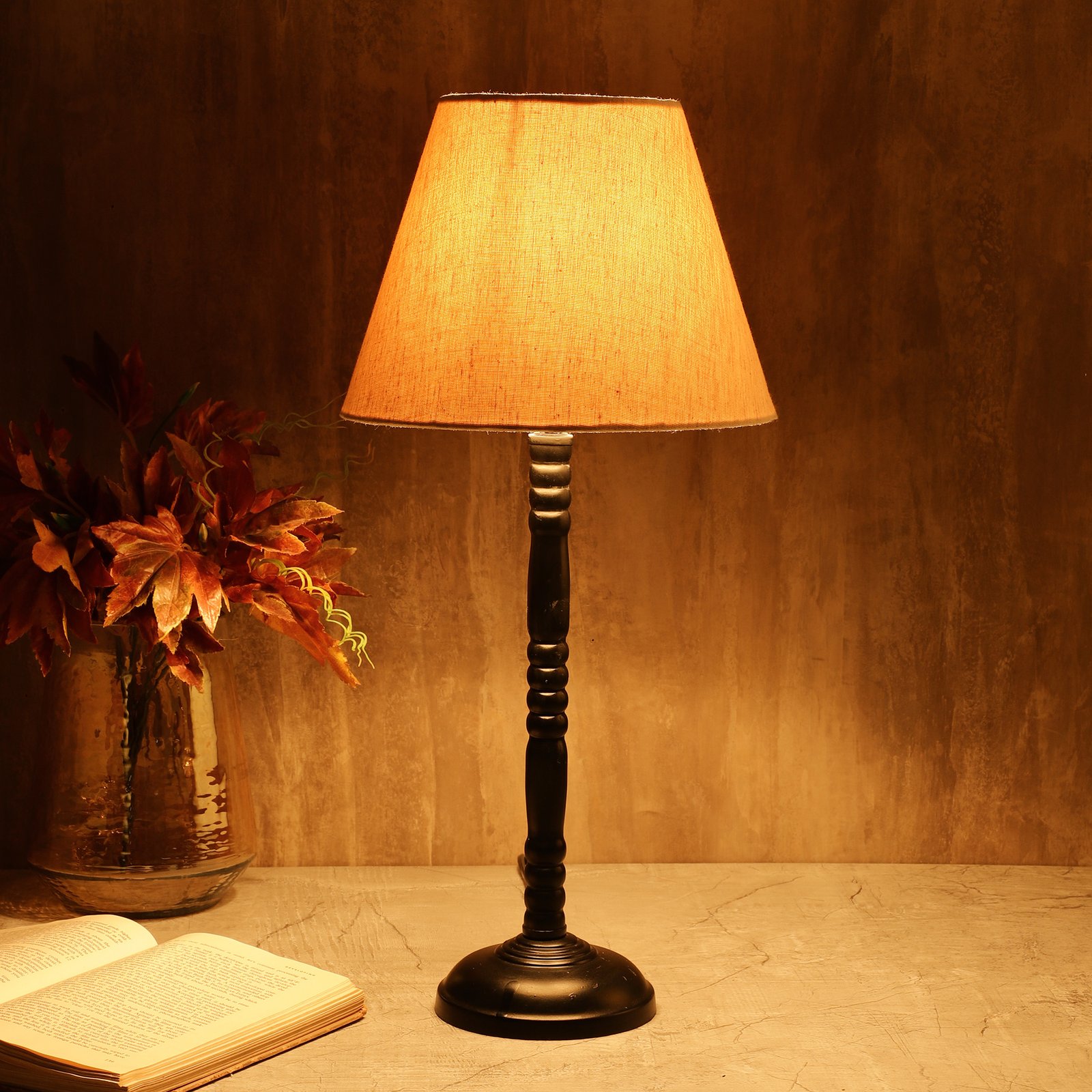 Metal Table Lamp Suitable For Bedroom Office And Living Room, Pack Of 1(Complete Set)