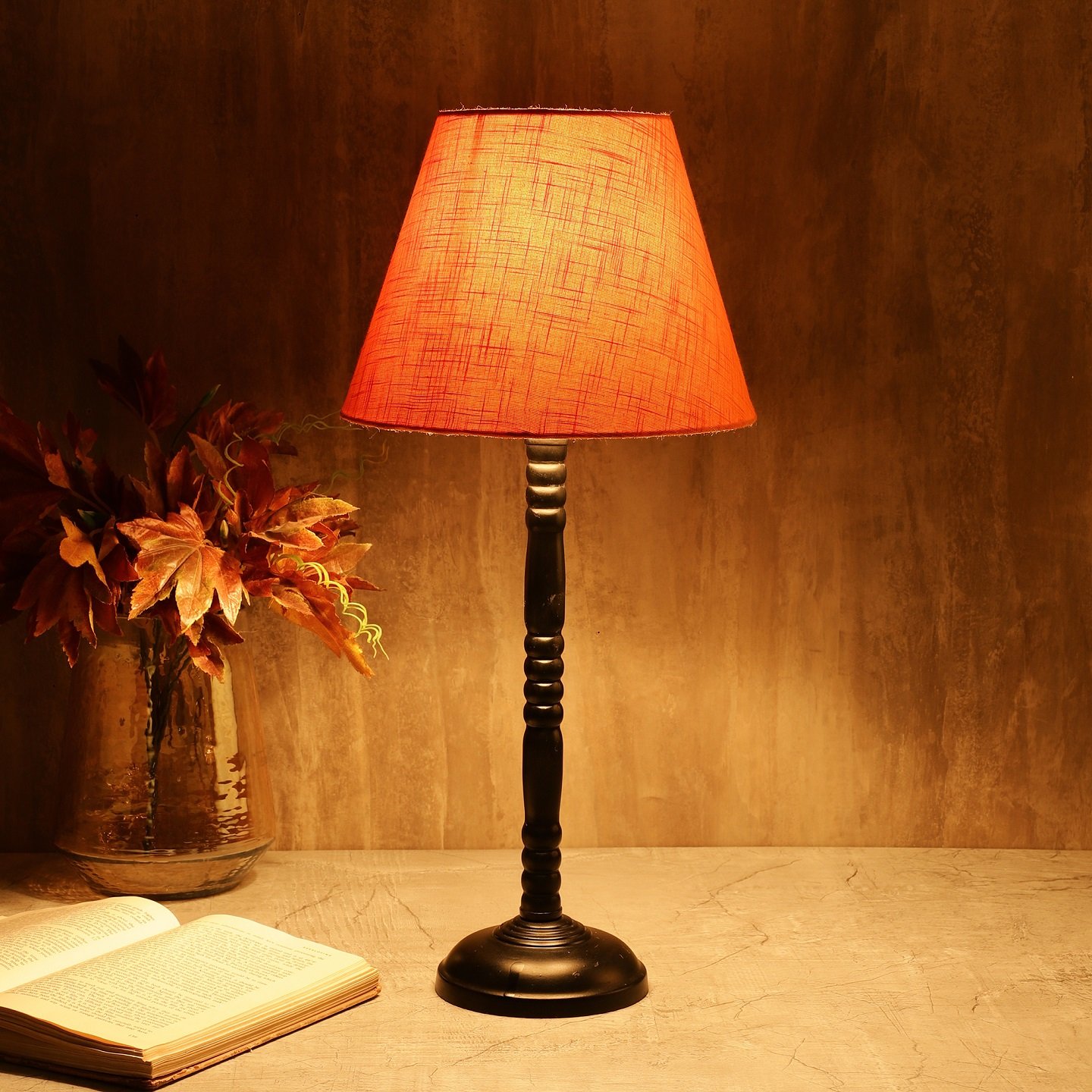 Metal Table Lamp Suitable For Bedroom Office And Living Room, Pack Of 1(Complete Set)