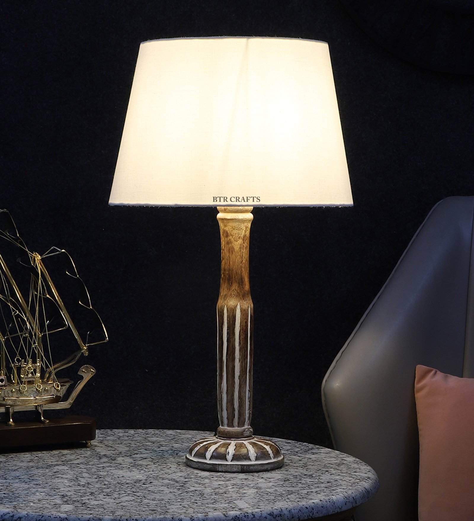Vintage Wooden Table Lamp Suitable For Bedroom Office And Living Room, Pack Of 1(Complete Set)