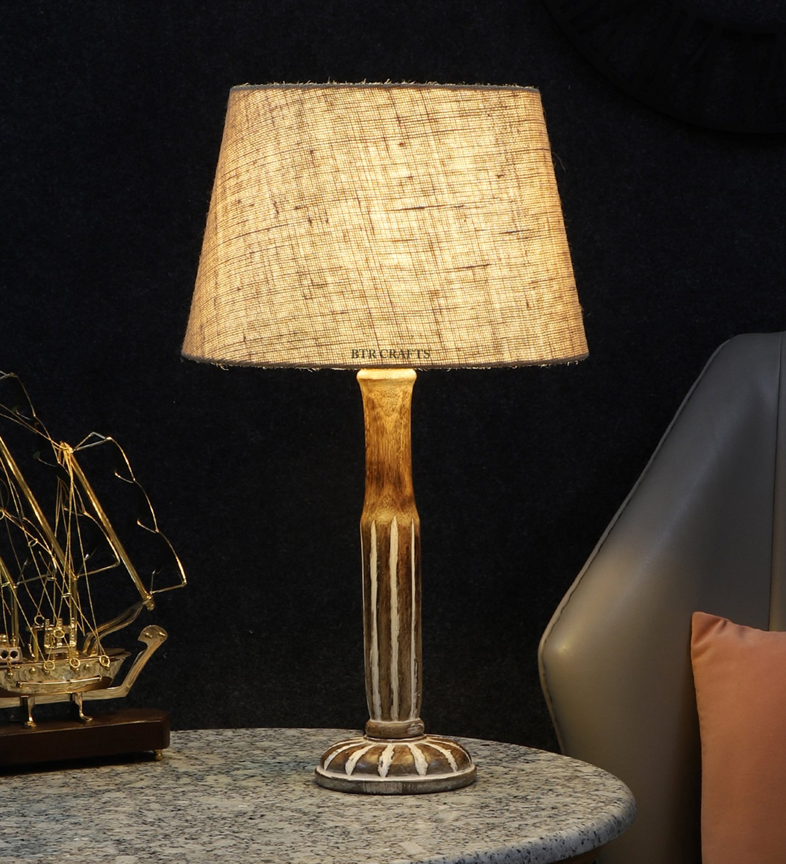 Vintage Wooden Table Lamp Suitable For Bedroom Office And Living Room, Pack Of 1(Complete Set)