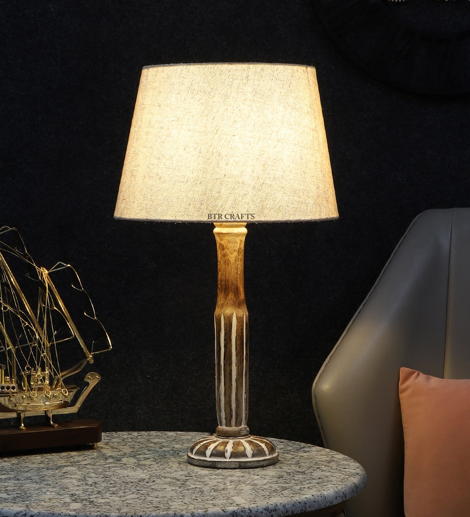 Vintage Wooden Table Lamp Suitable For Bedroom Office And Living Room, Pack Of 1(Complete Set)