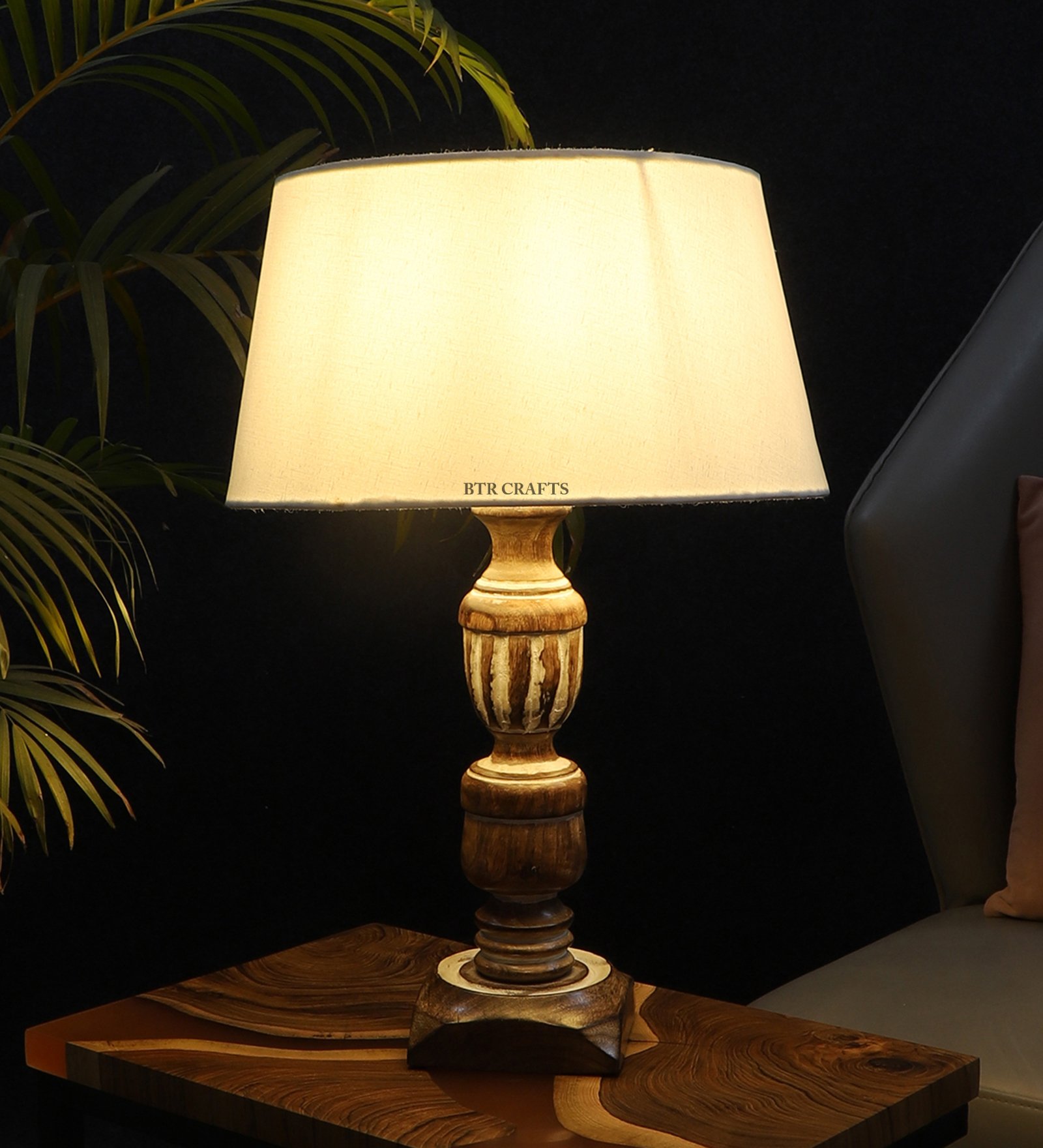 Rustic Wooden Table Lamp Suitable For Bedroom Office And Living Room, Pack Of 1(Complete Set)
