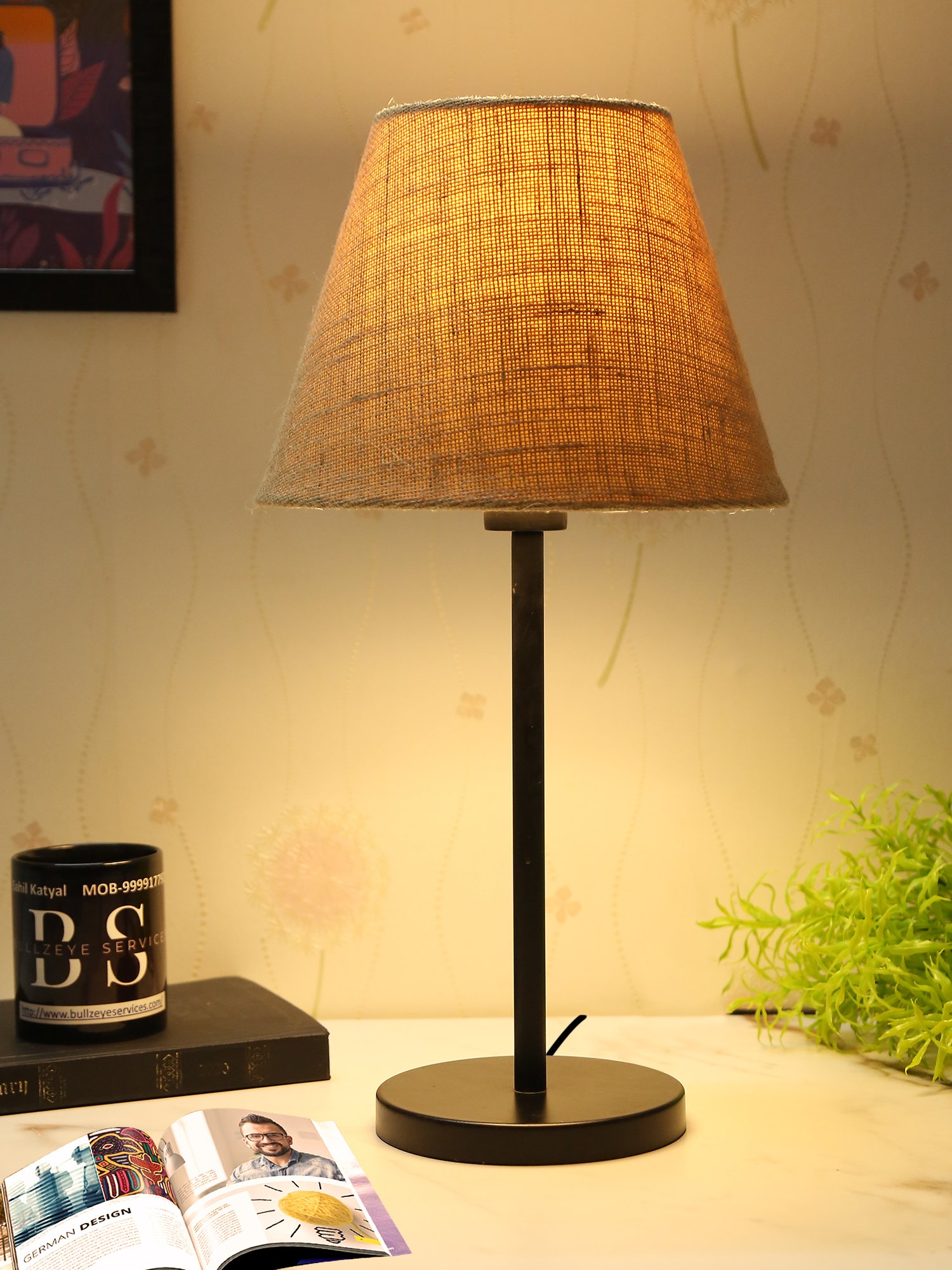 Black Metal Table Lamp Suitable For Bedroom Office And Living Room, Pack Of 1(Complete Set)