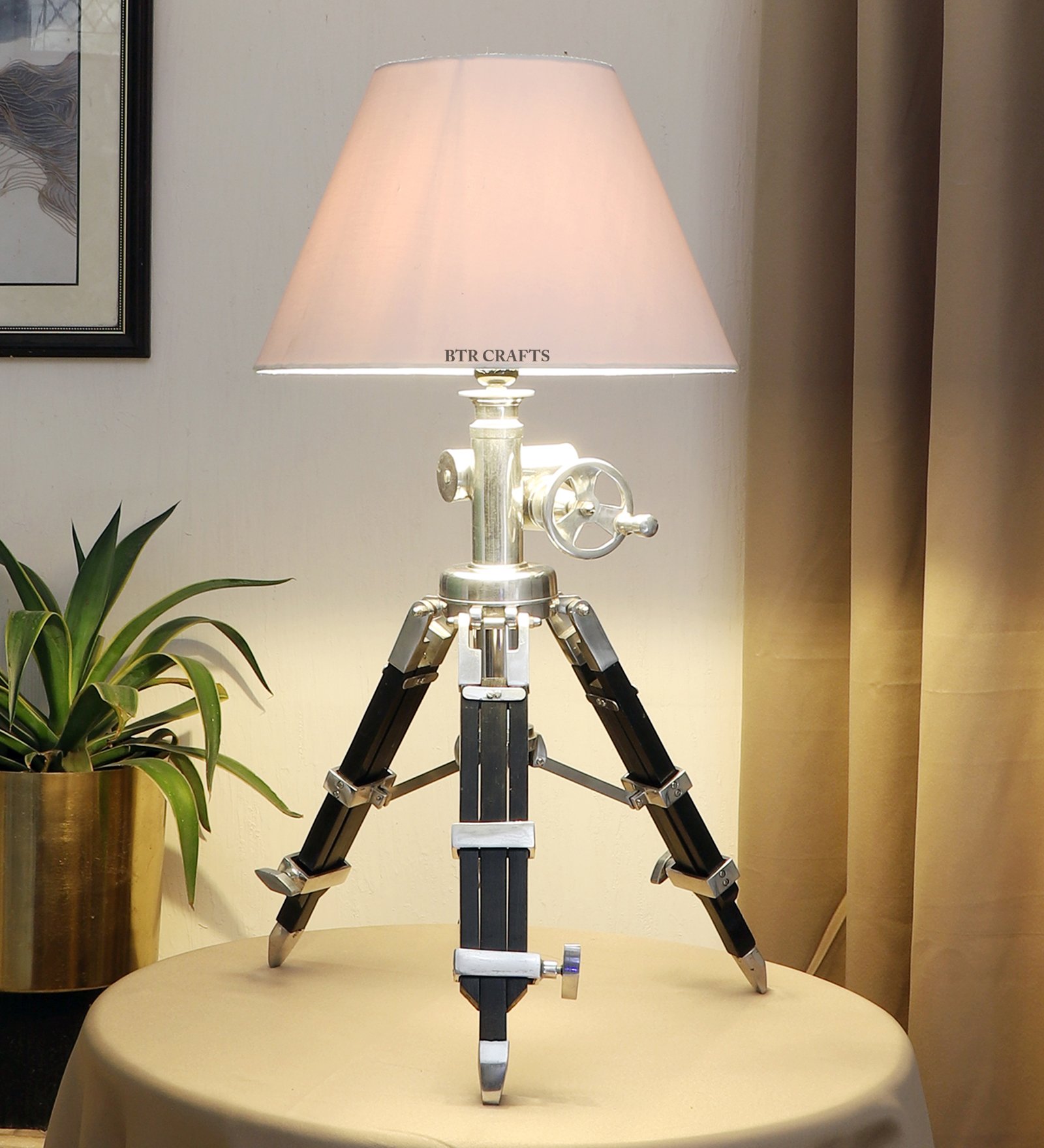 Royal Vintage Tripod Table Lamp, Adjustable Stand, Rustic Vintage Modern Design Standing Lamp For Bedroom, Dining And Living Room